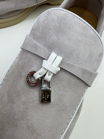LORO PIANA Summer Walk 珍珠灰滾邊款樂福鞋
