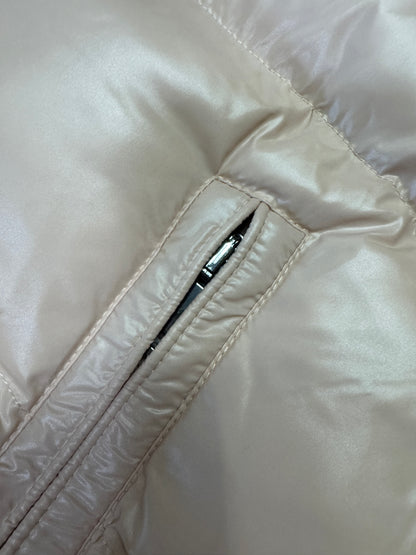 Moncler Maya 70 羽絨 光面淺粉紅色