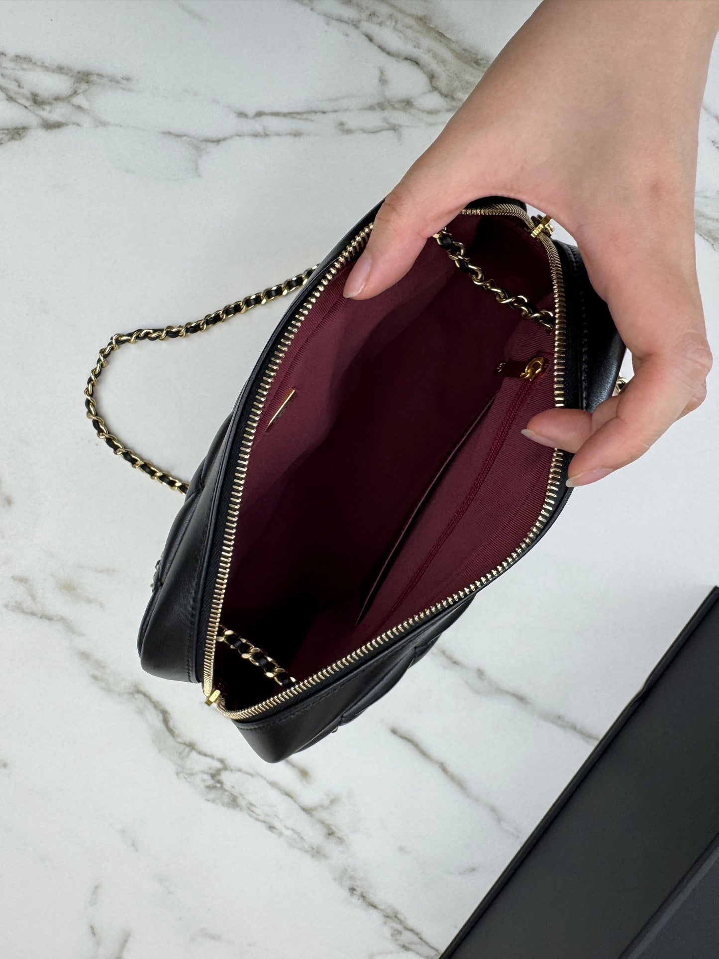 CHANEL 24K 金幣相機包 Medium