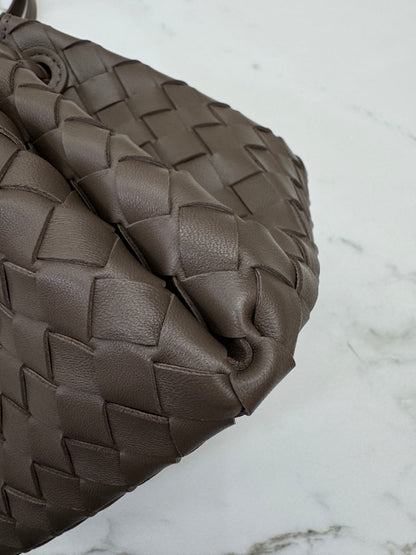 BV Parachute Small Pinecone