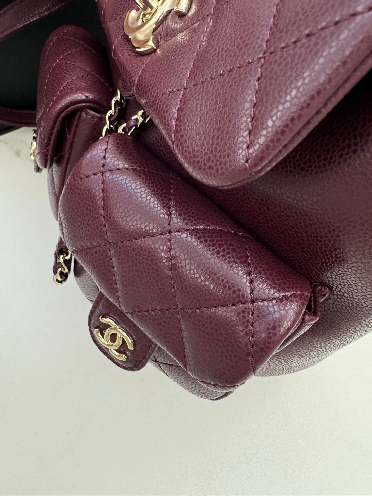 CHANEL 24A Duma 中號 酒紅色 Backpack