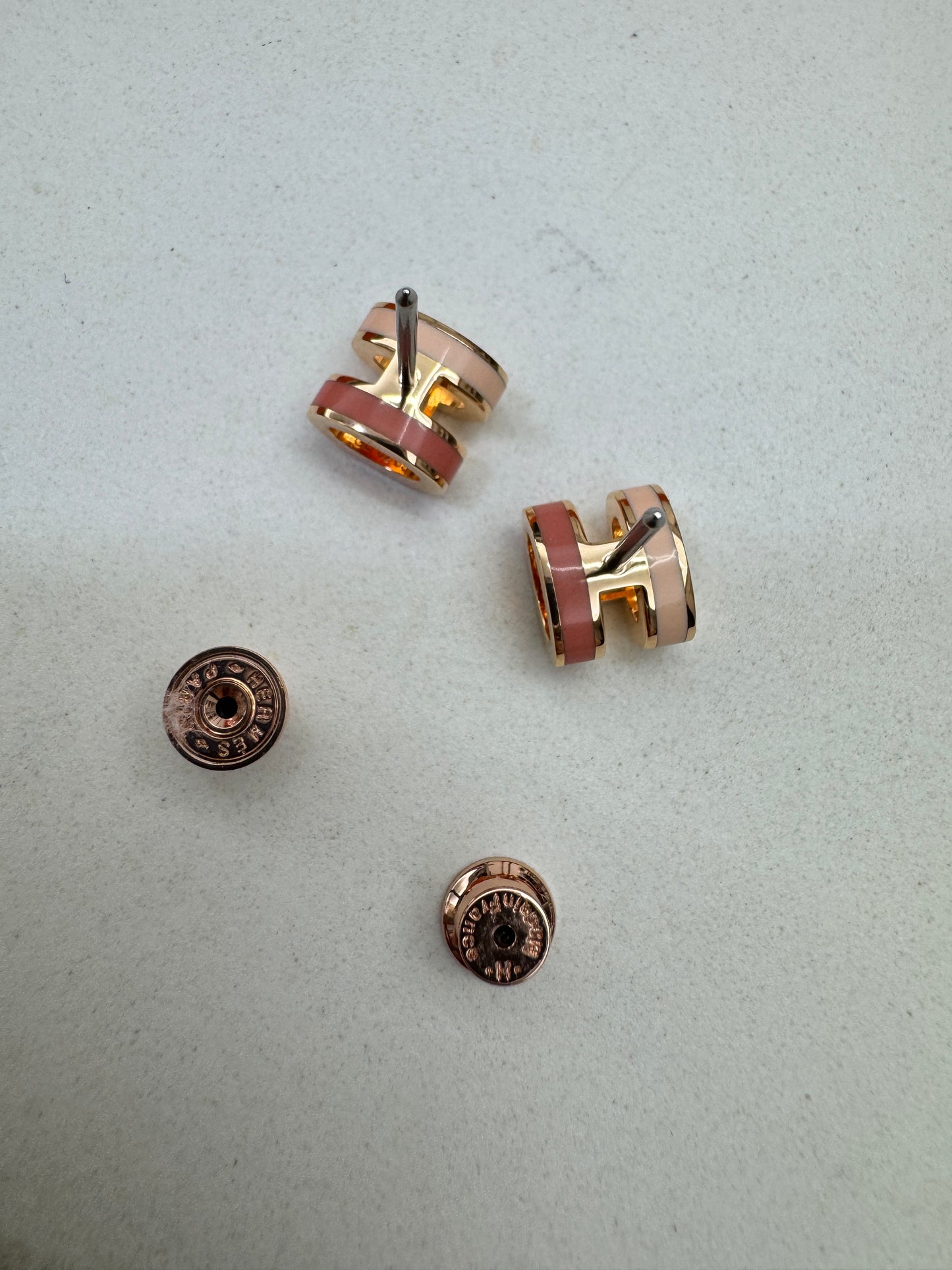 HERMES Mini Pop H 耳釘 淺粉拼粉紅