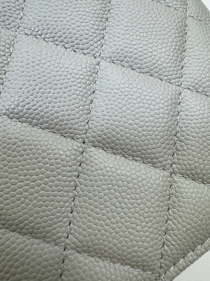 CHANEL Passport Holder 淺灰