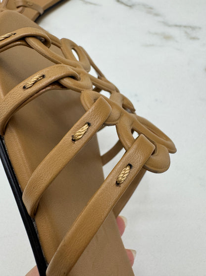 LOEWE Anagram Sandals 卡其棕