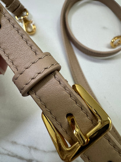 DIOR Groove Mini 奶茶色老花