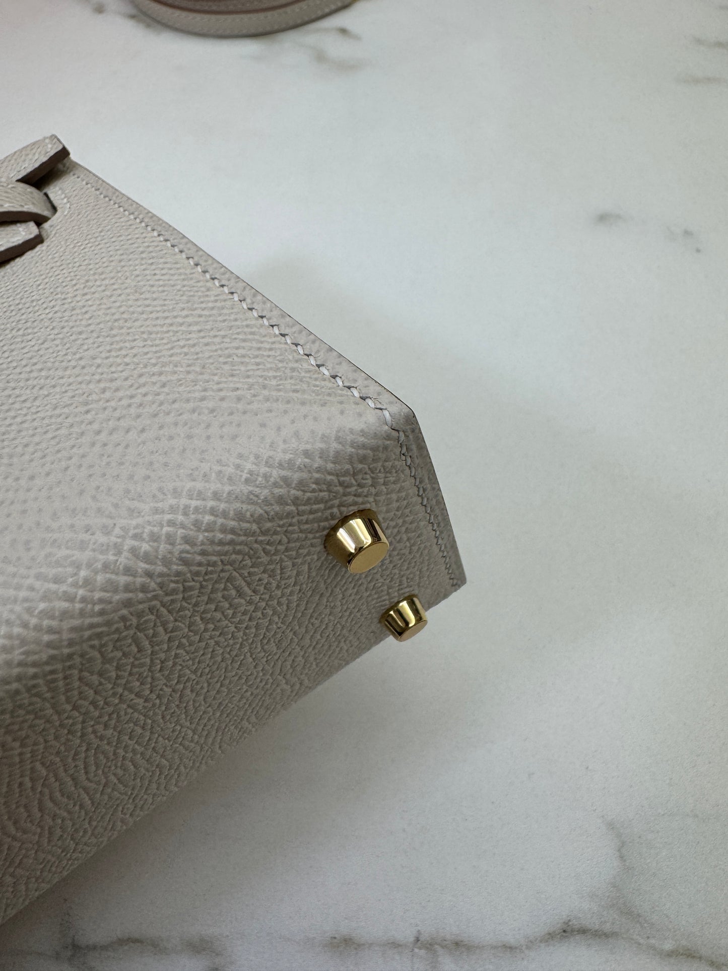 HERMES Mini Kelly II 奶昔白金扣 Epsom GHW