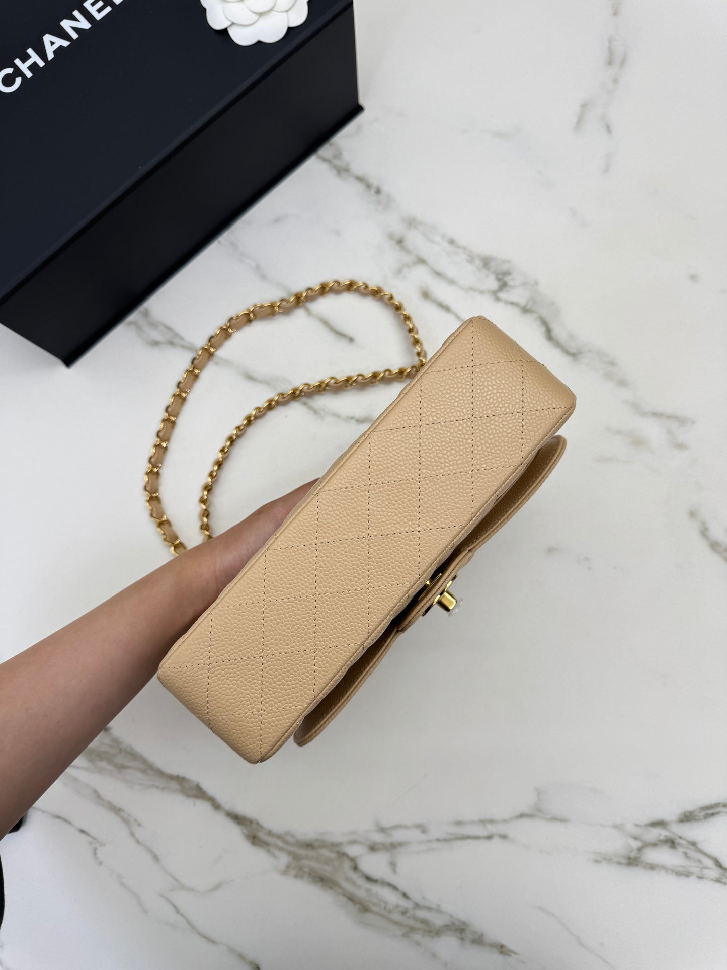 CHANEL CF23 Small 米杏色牛皮金扣 Beige Caviar Calfskin GHW