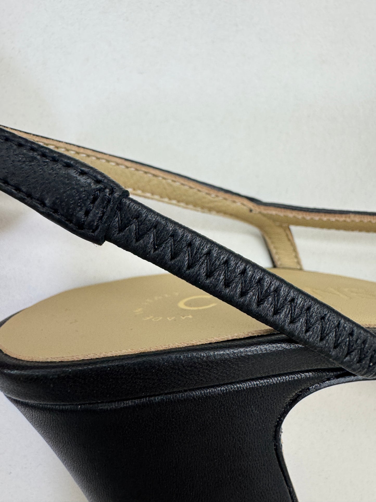 CHANEL Slingback 黑色羊皮