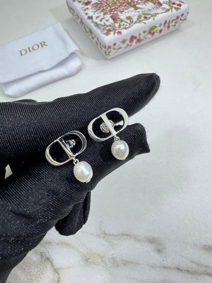 DIOR CD Petit 珍珠耳環 銀色