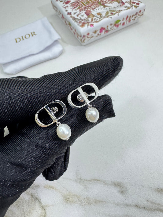DIOR CD Petit 珍珠耳環 銀色