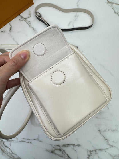 LV Speedy Cargo Vibe 白色油臘皮