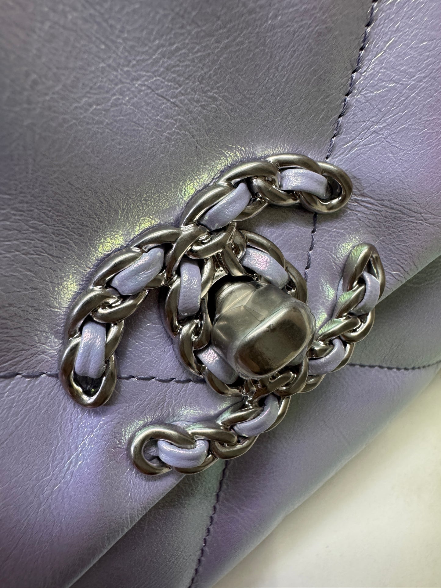 CHANEL 19 Bag Small 22P幻彩紫 小號