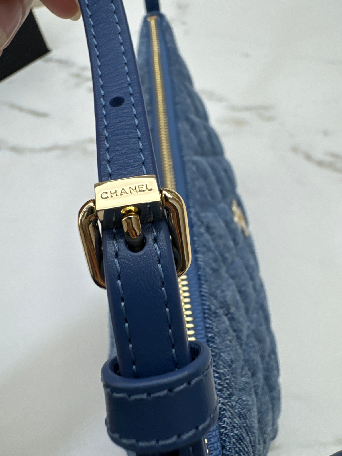 CHANEL 26A 洗水牛仔飯盒包