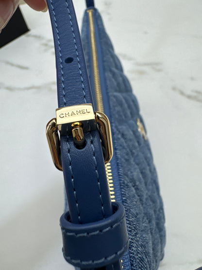 CHANEL 26A 洗水牛仔飯盒包