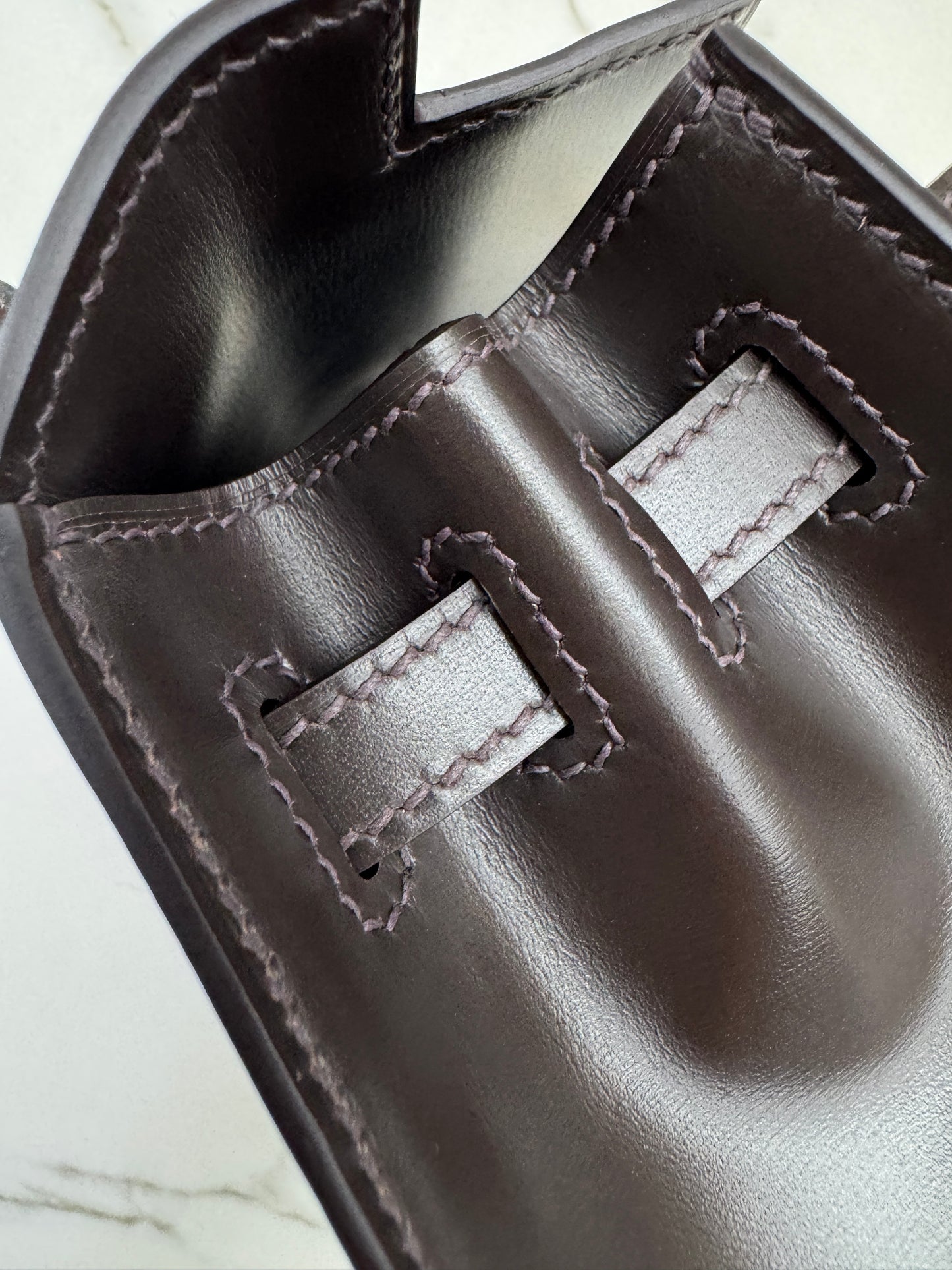 HERMES Kelly 25 烏木色Box皮金扣 外縫 Ebene Box Leather Seilier GHW