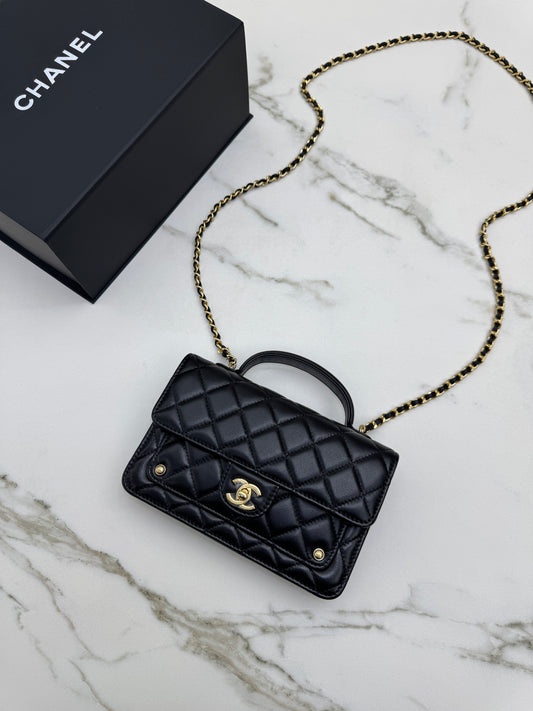 CHANEL 25B 手柄郵差 Wallet on Chain