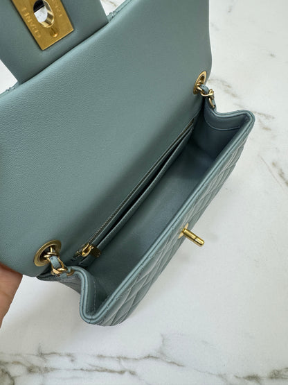 CHANEL 25C 金球20cm 灰綠色