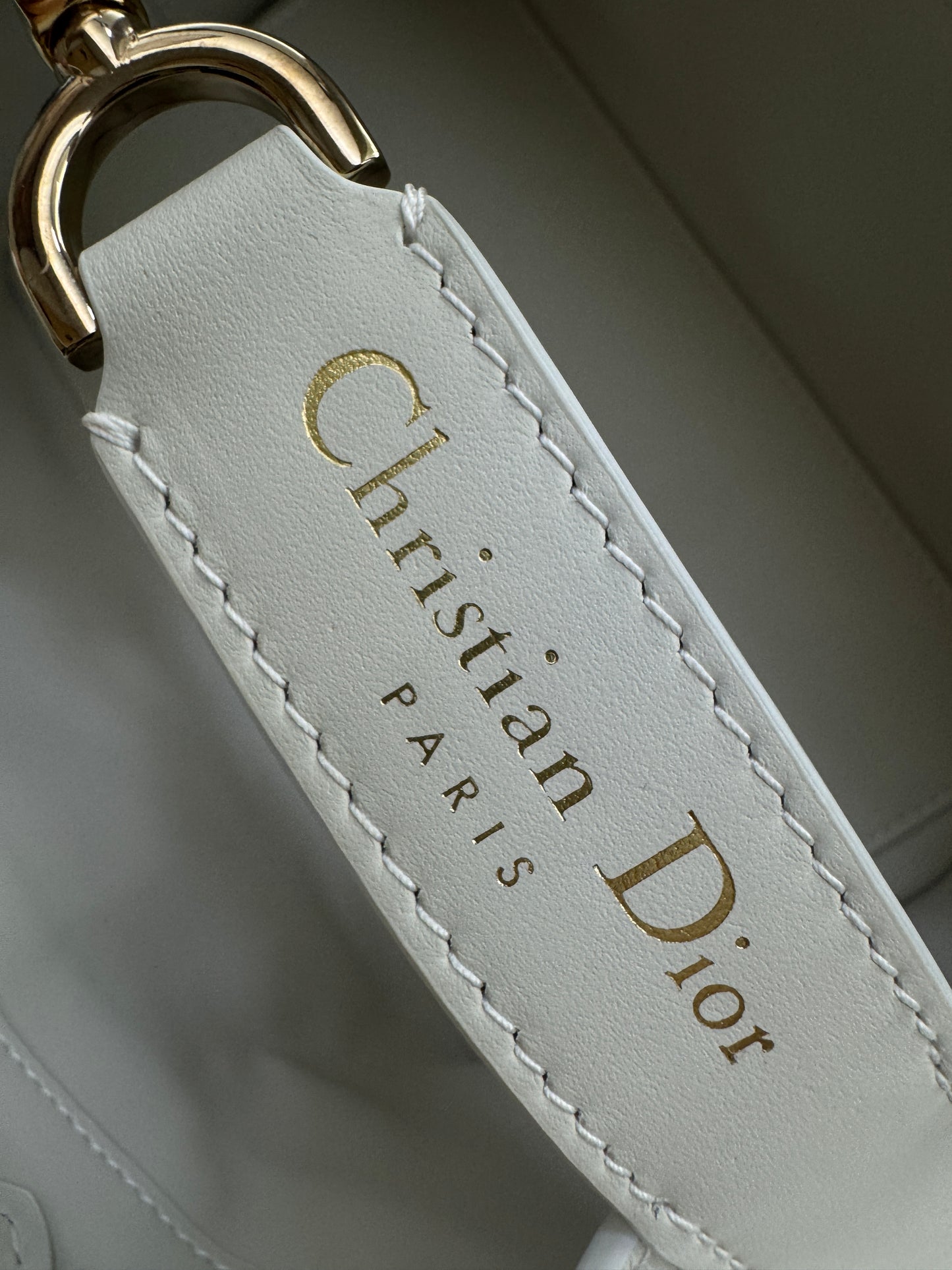 DIOR Toujours Small 白色