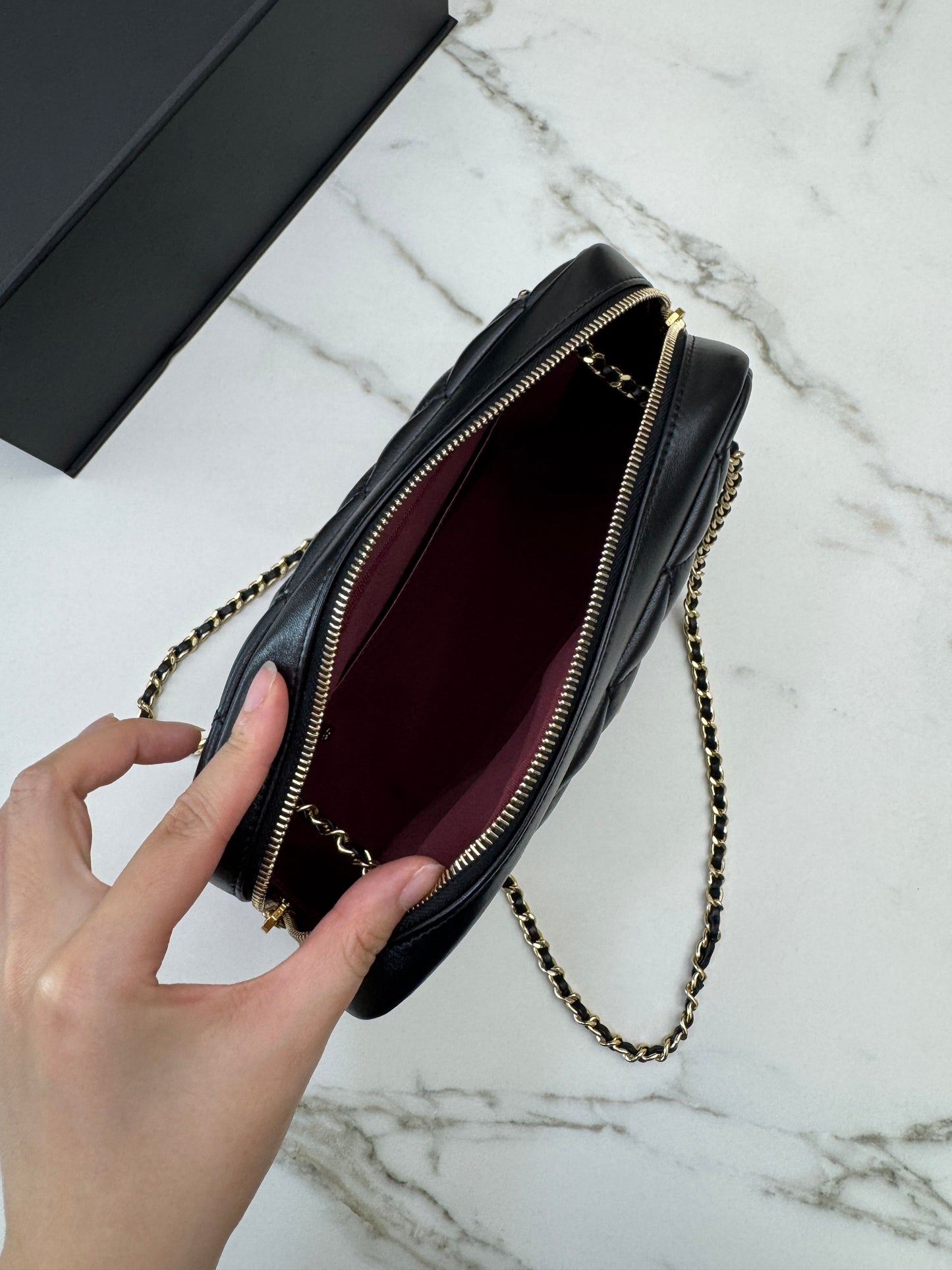 CHANEL 24K 金幣相機包 Medium