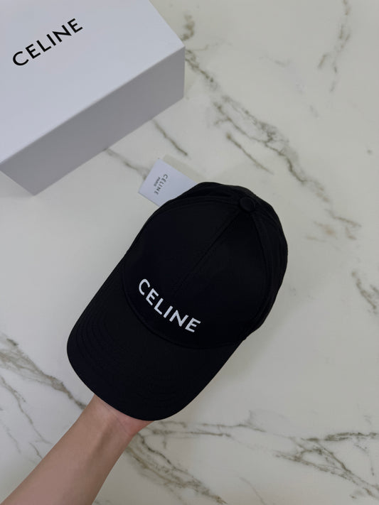 CELINE 字母鴨舌帽