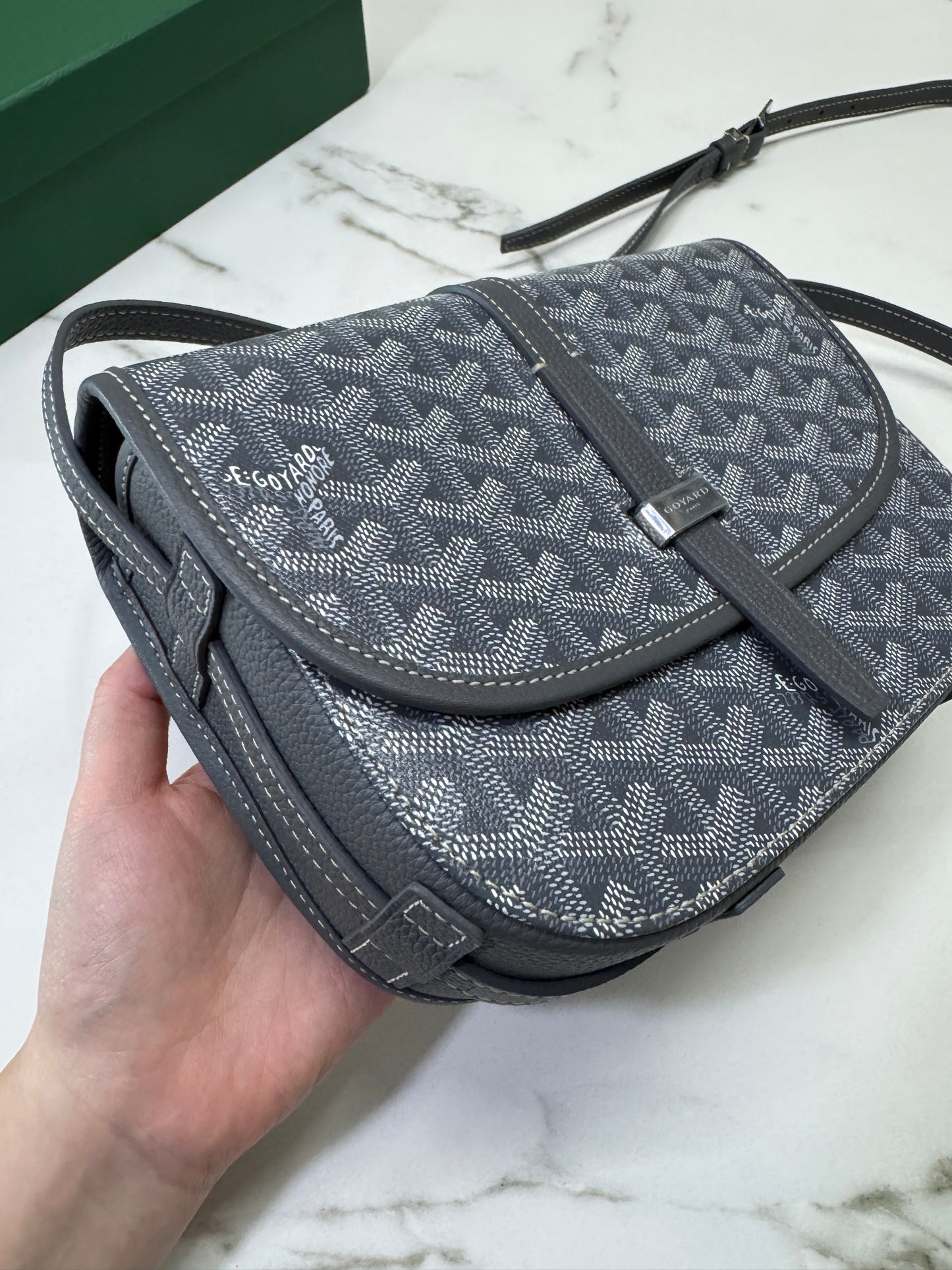 GOYARD Belvedere 郵差包 灰色 PM